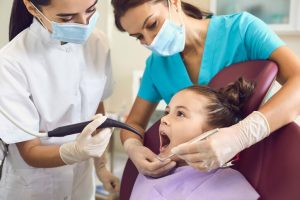 young child at the dentist